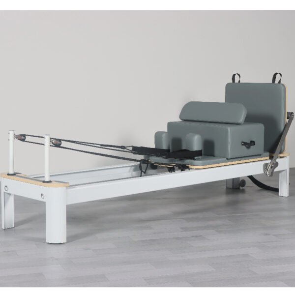 Aluminum Pilates Reformer Y04-01 | Full Track Commercial Pilates Equipment